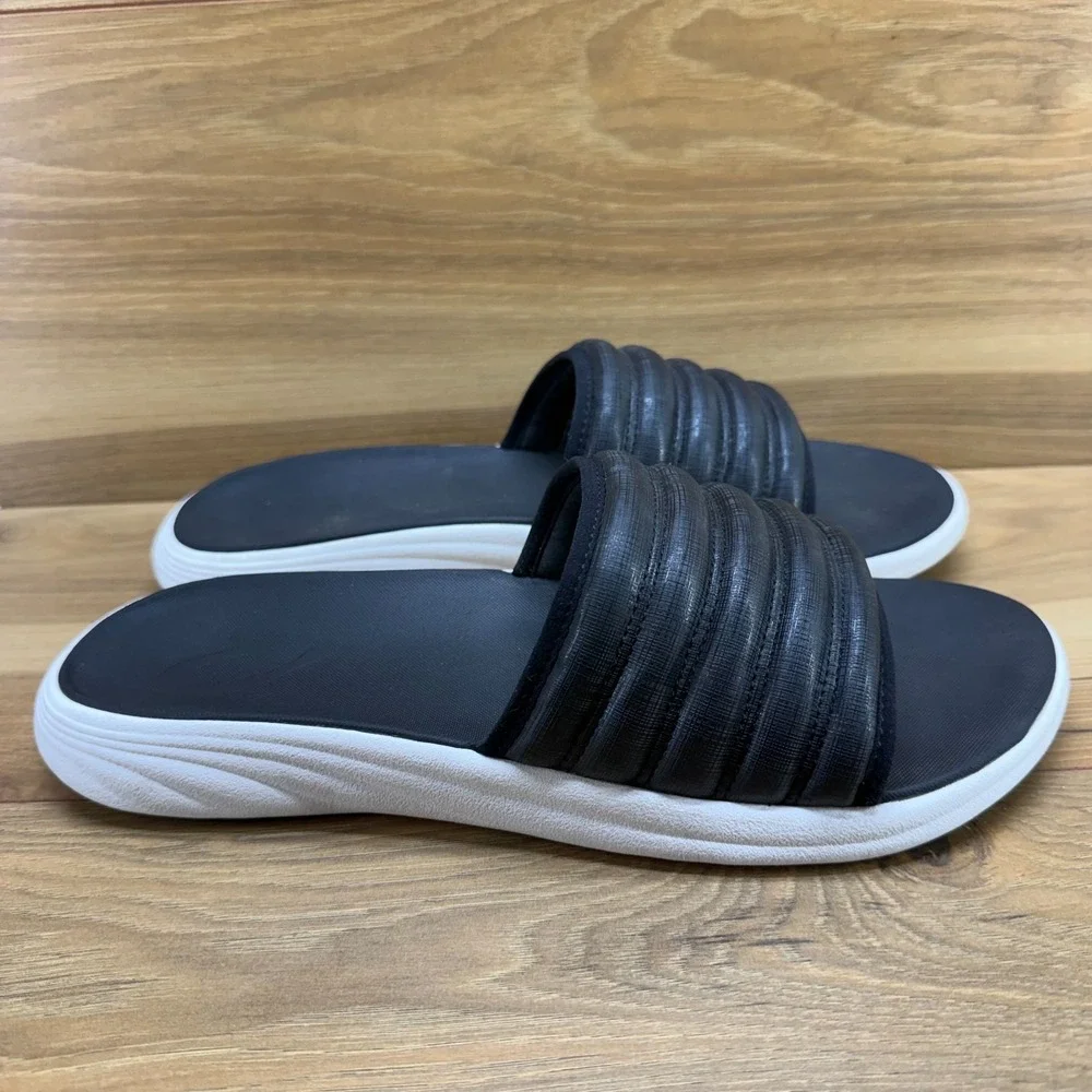 Olukai Komo Slide Mens‎ 11 Black Comfort Sandals Travel Pool Summer Resort
